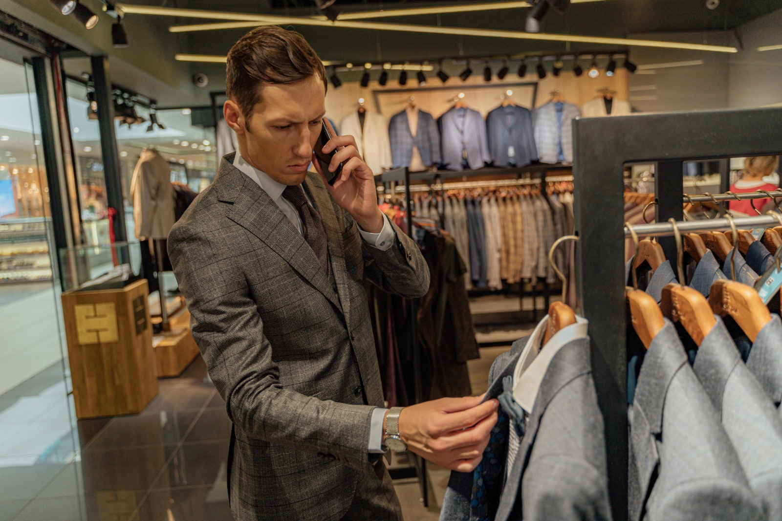 BESPOKE SUITS LOS ANGELES FOR WEDDINGS, WORK, AND SPECIAL OCCASIONS