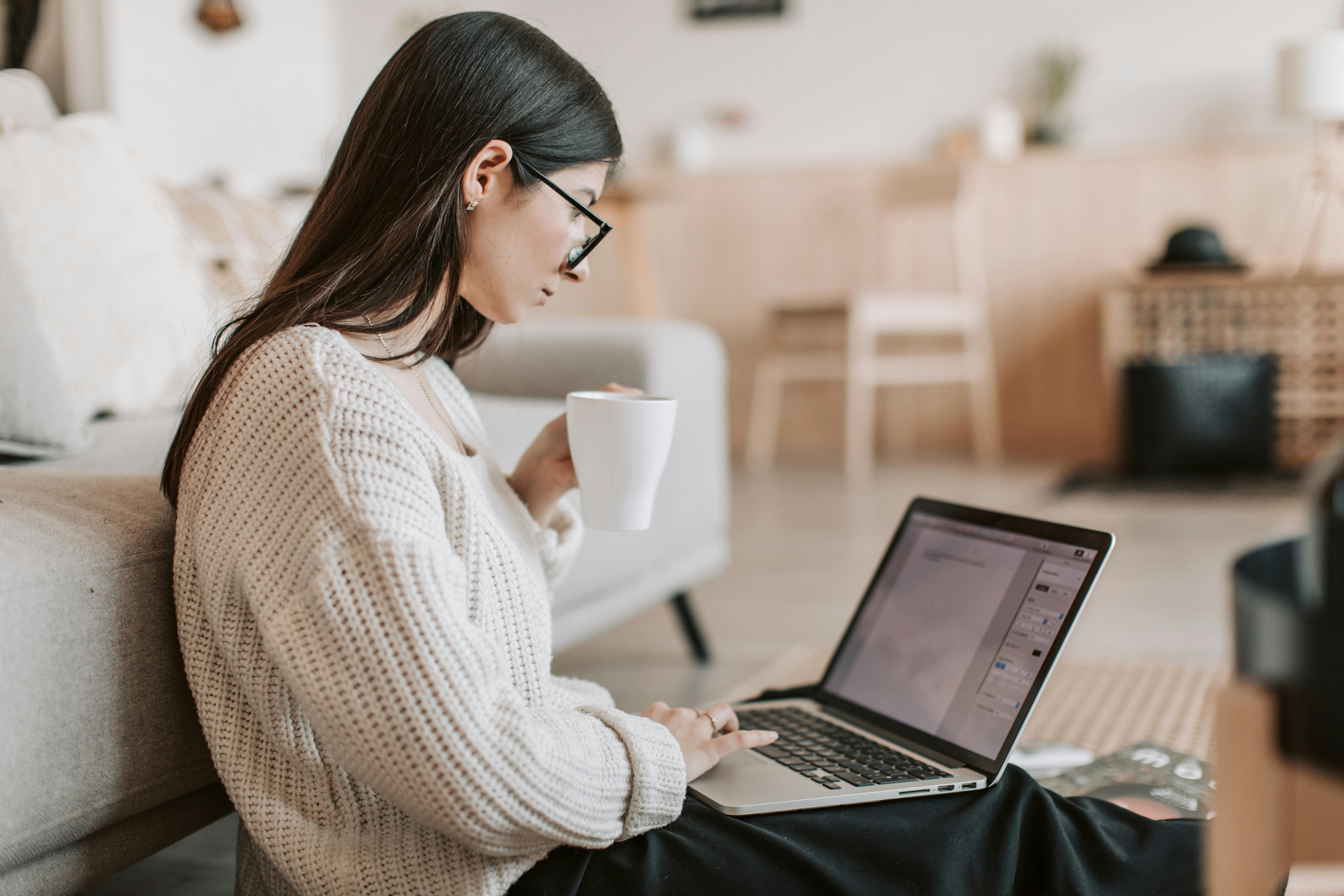 Hubspot Marketing Email Tools to Build Lasting Relationships