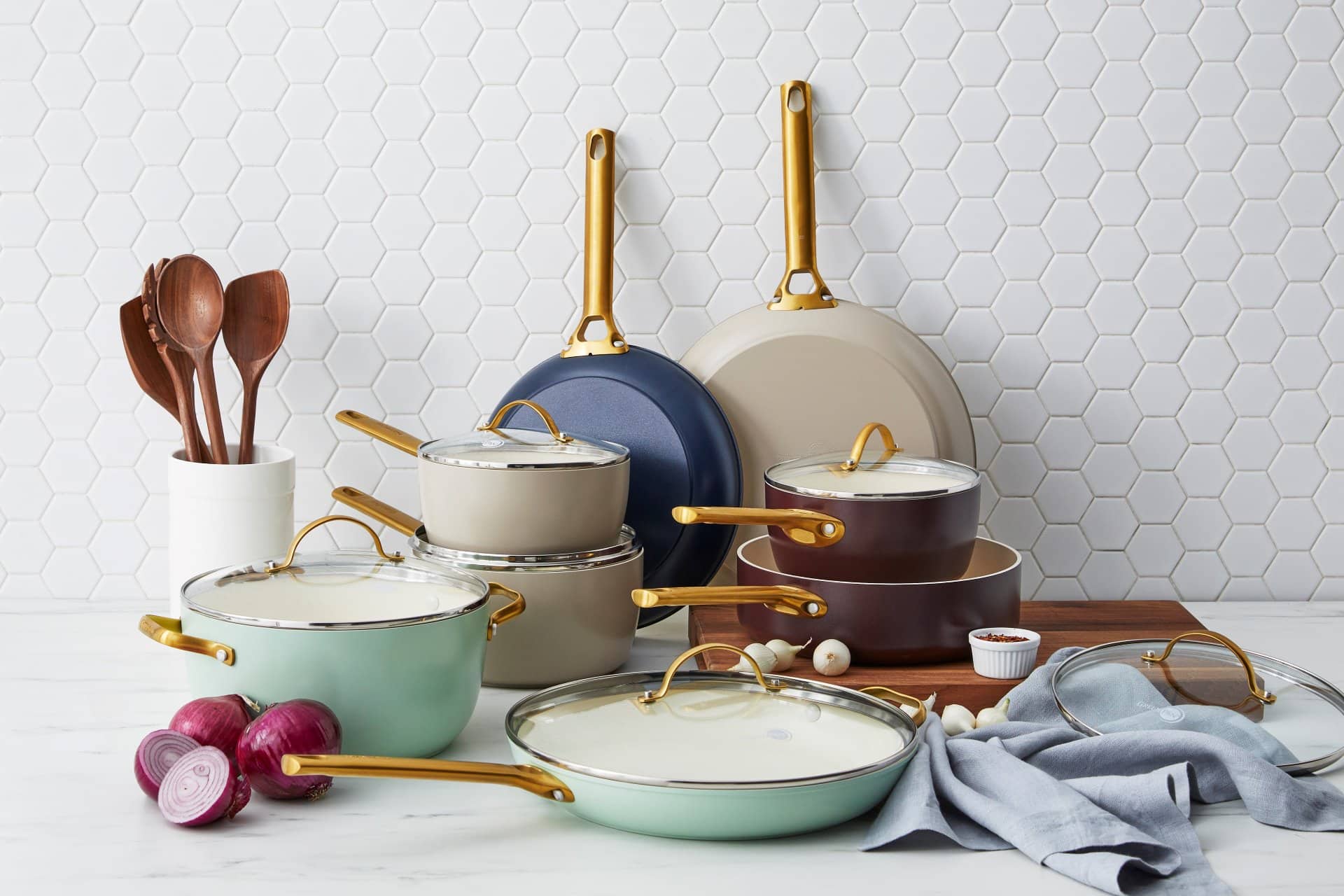 The Ultimate Guide to Cleaning and Maintaining Your Cookware