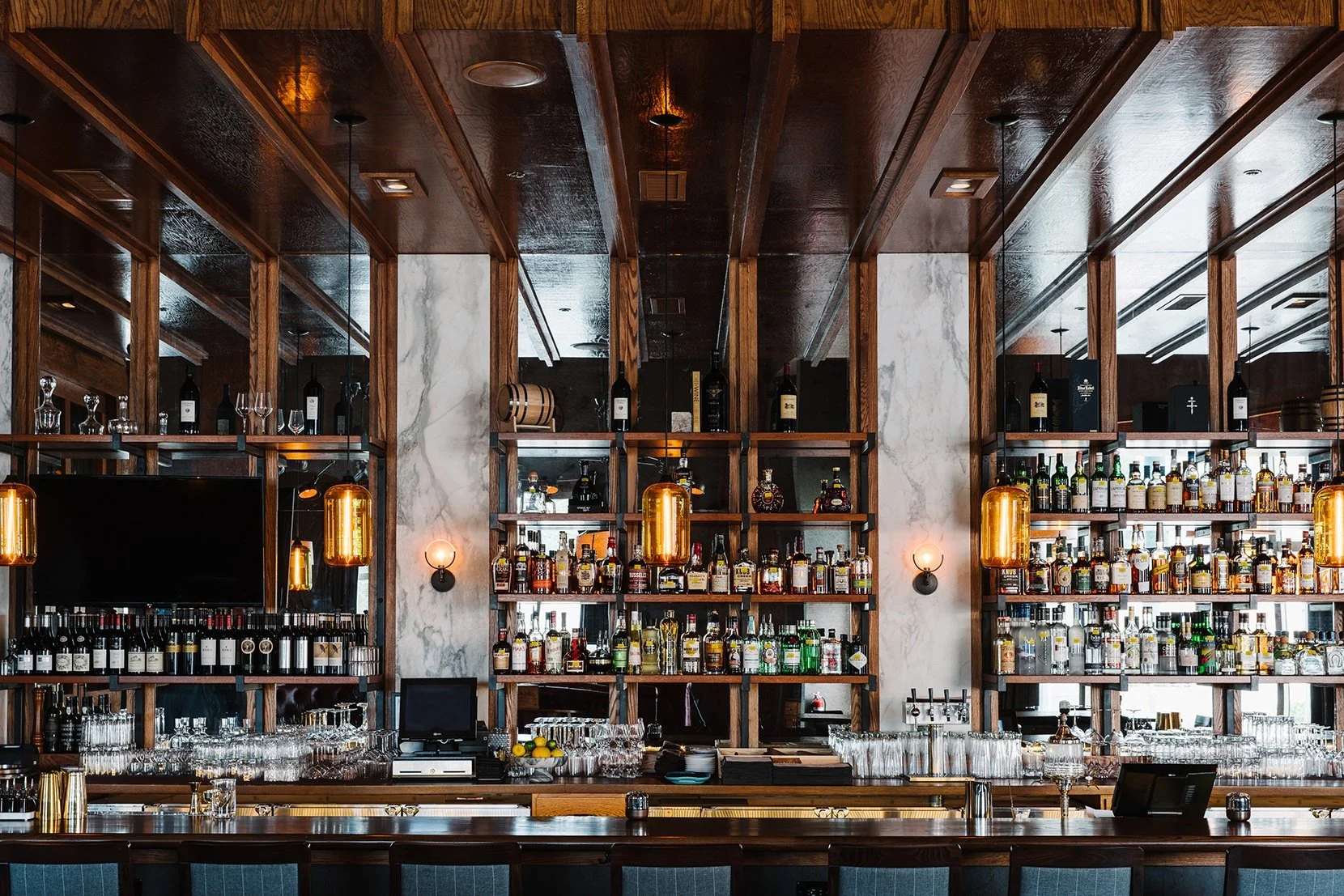 Modern-Restaurant-Lighting-Projects-Oak-Steakhouse-Charlotte-Pod